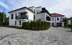Azur apartman